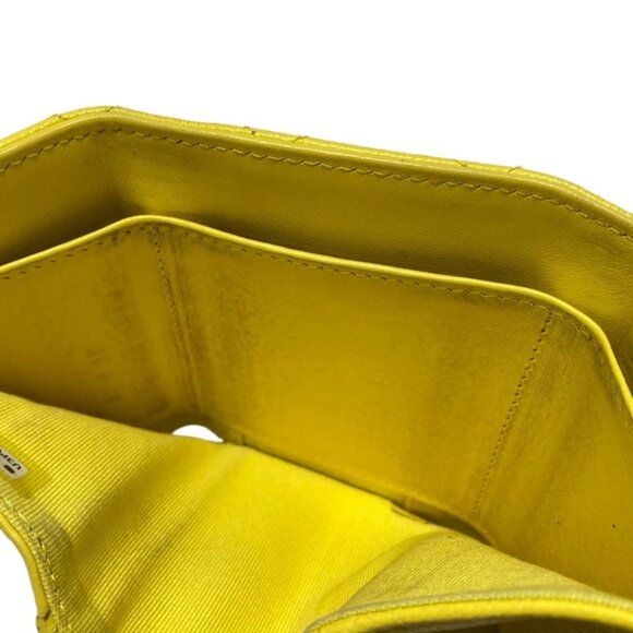 CHANEL Matelasse - Yellow Calfskin Trifold Wallet Gold hardware 671-081325 - Picture 9 of 10